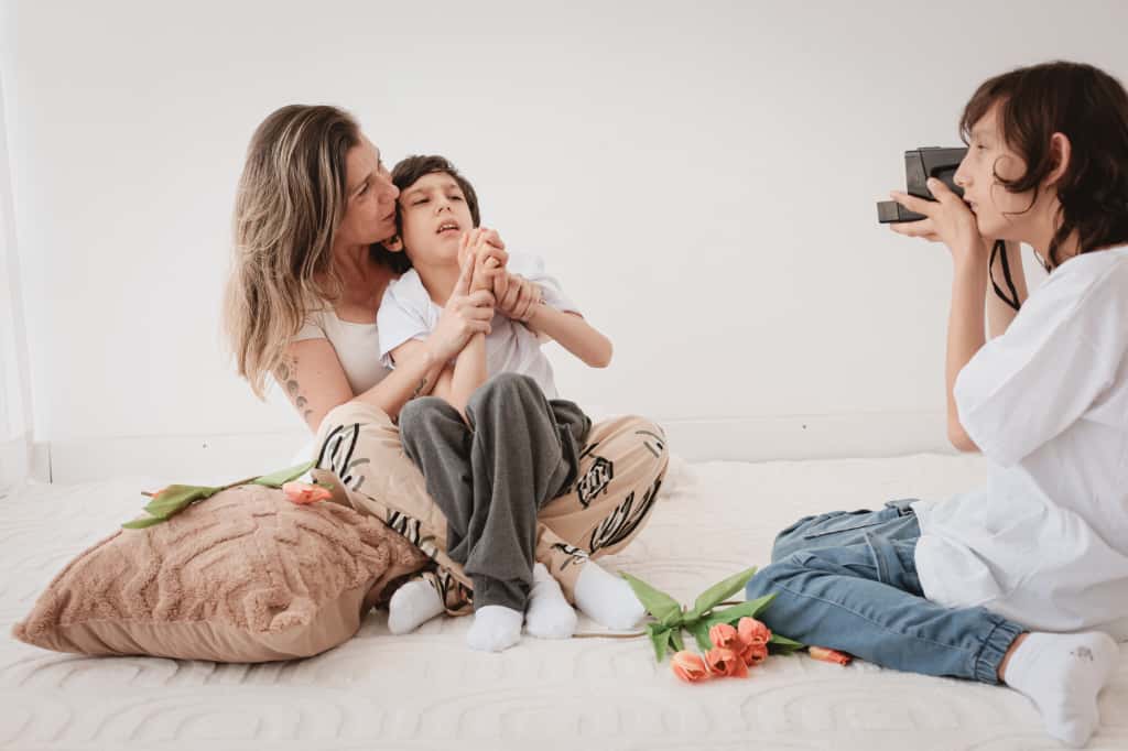 "Soñamos con verlo moverse": la familia de Juanse lanza colecta para poder acceder a un complejo tratamiento